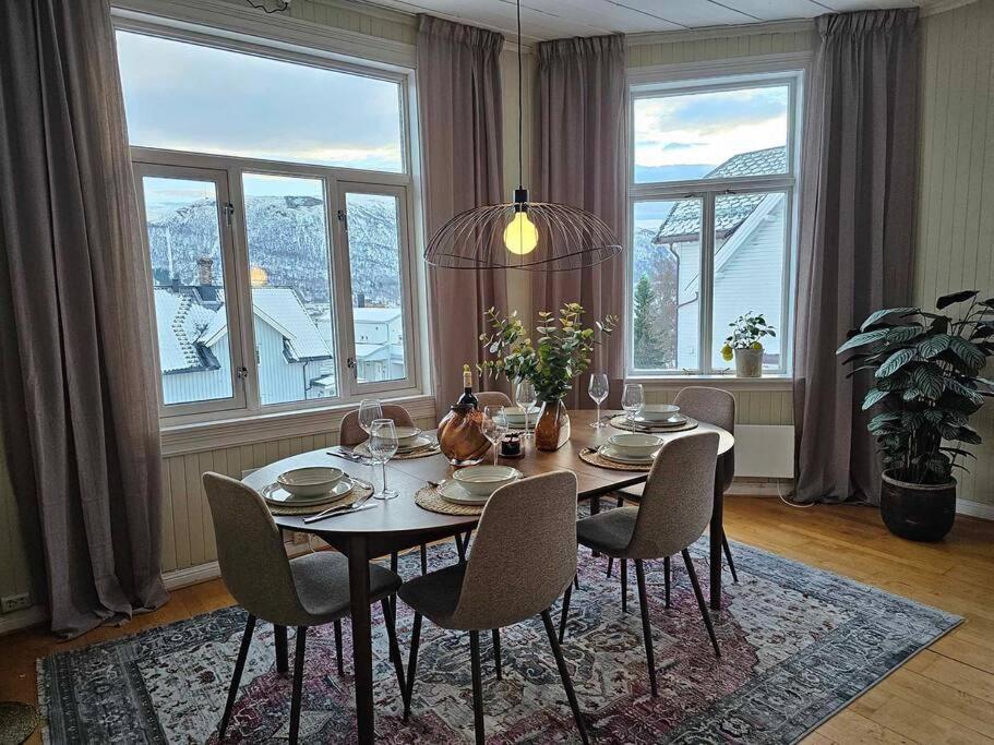 Amazing Tromso City Apartment With Free Parking And Lovely City Views! Exterior photo